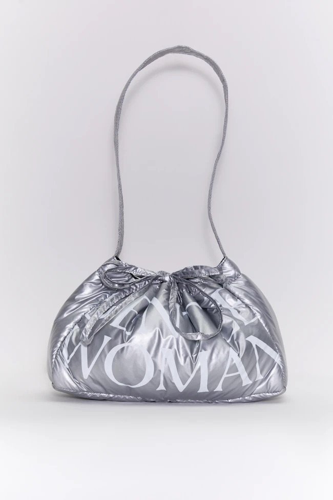GENTLEWOMAN DUMPLING BAG ストリート 6色 Bag Review: GENTLEWOMAN Dumpling Bag — Becoming Carmen