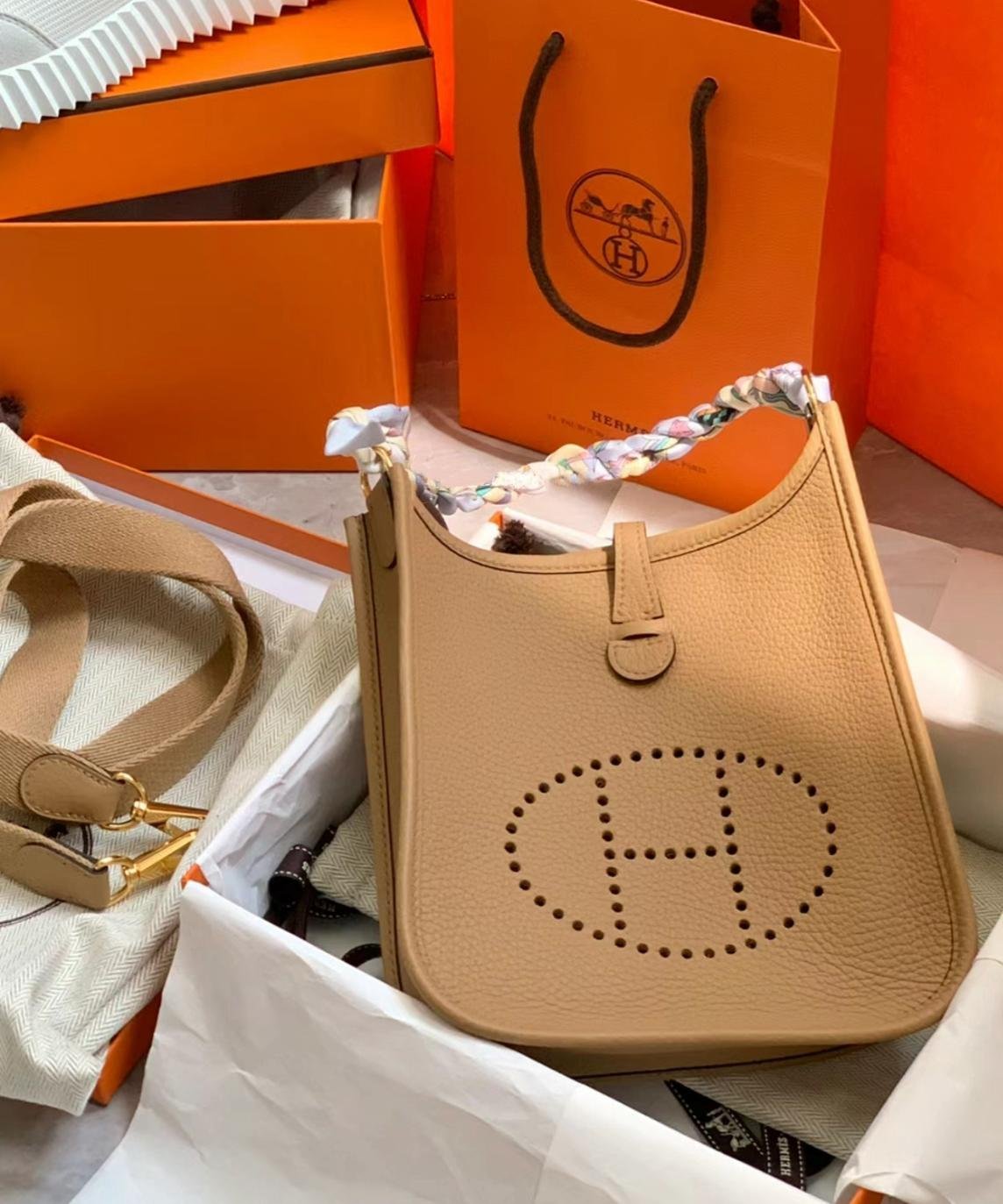 Hermès 經典保值手袋即睇熱門推介! | Everuts Hermès 經典保值手袋即睇熱門推介! | Everuts