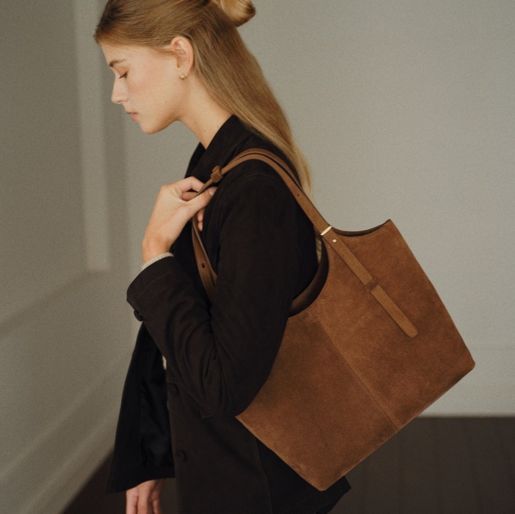 DEMERIEL 90 Veneta Bag Medium Chestnut | Everuts