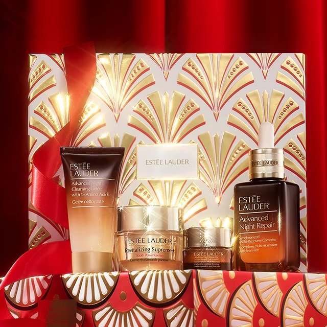 【新品未開封】ESTEE LAUDER 2024クリスマスコフレ 2024年クリスマスコフレ】エスティ ローダー：メイクアップ