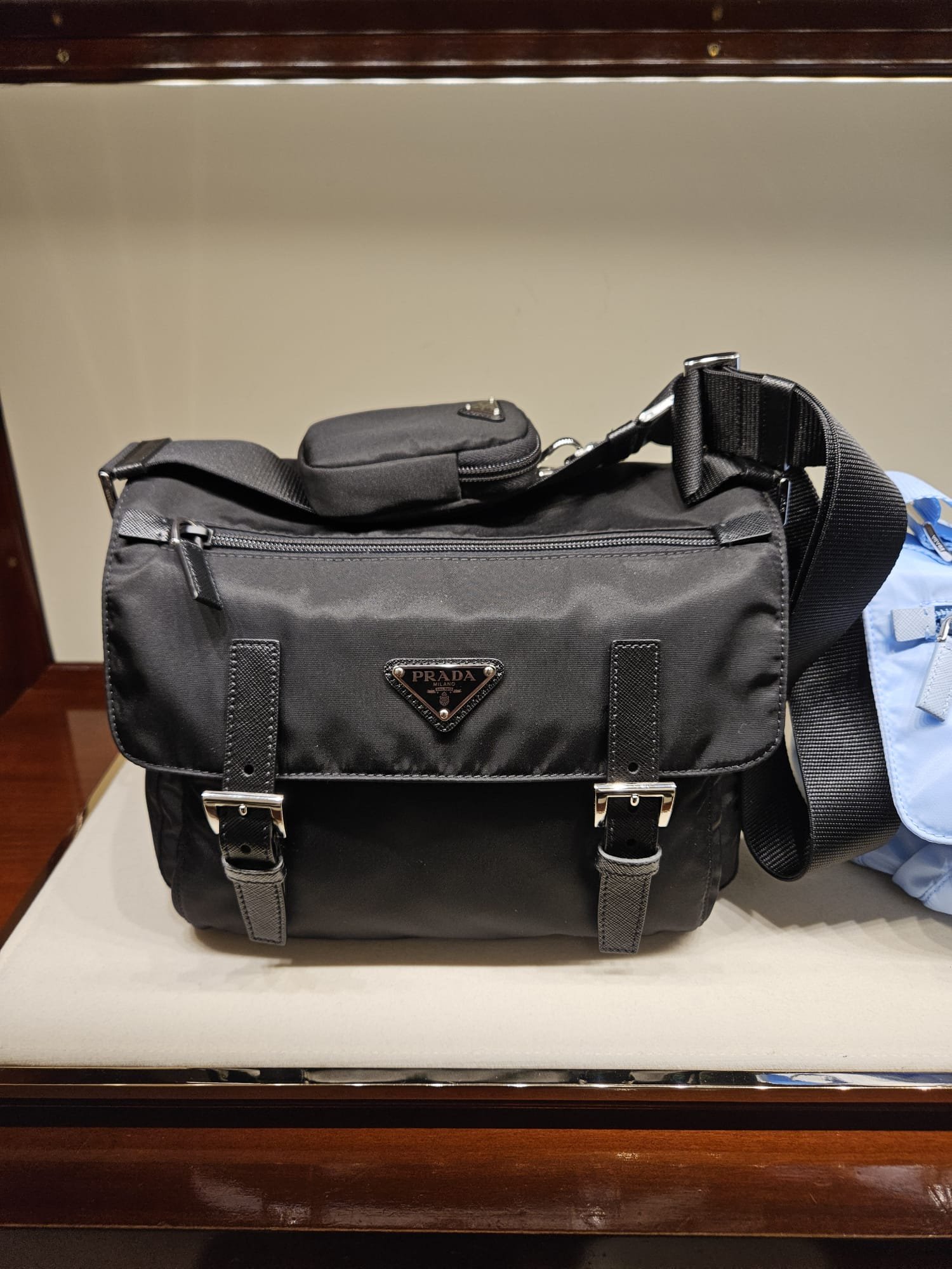 【関税&送料込】Prada Re-Nylon And Smooth Leather Medium Sho Prada - Re-Nylon shoulder bag | Everuts